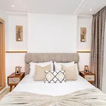 Cosy Place, Charmant 2 Chambres Neuf, Proche Golf Royal & Parc Perdicaris, 15\' Du Cap Spartel & Du Centre Ville
