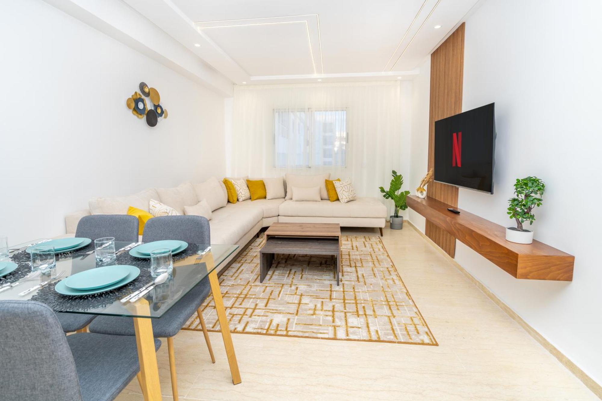 Cosy Place, 2 Neuf, Proche Golf Royal & Parc Perdicaris, 15' Du Cap Spartel & Du Centre *